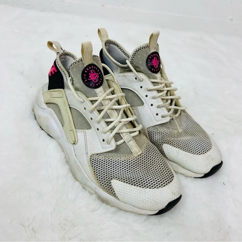 Nike Air Huarache Run Ultra GS in the White Black Pink Blast size 6.5